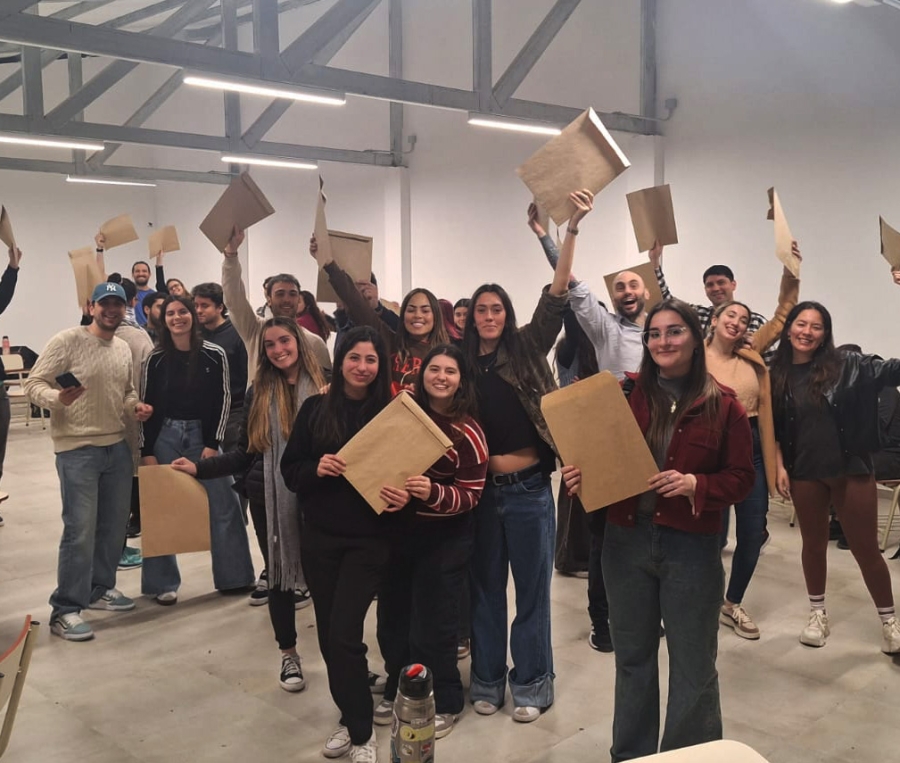 La cuarta promoción de estudiantes de Medicina avanza con nuevas plazas en la Práctica Final Obligatoria