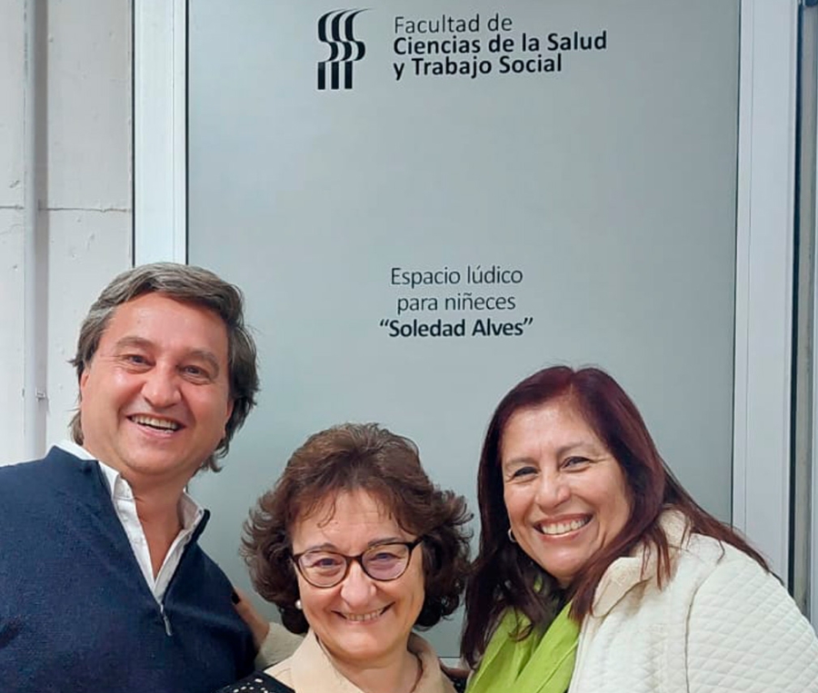 Emotiva inauguración del espacio lúdico “Soledad Alves” en la Facultad de Ciencias de la Salud y Trabajo Social