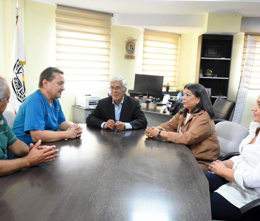 Encuentro con autoridades de la nueva carrera de Medicina de la Universidad Nacional de Catamarca